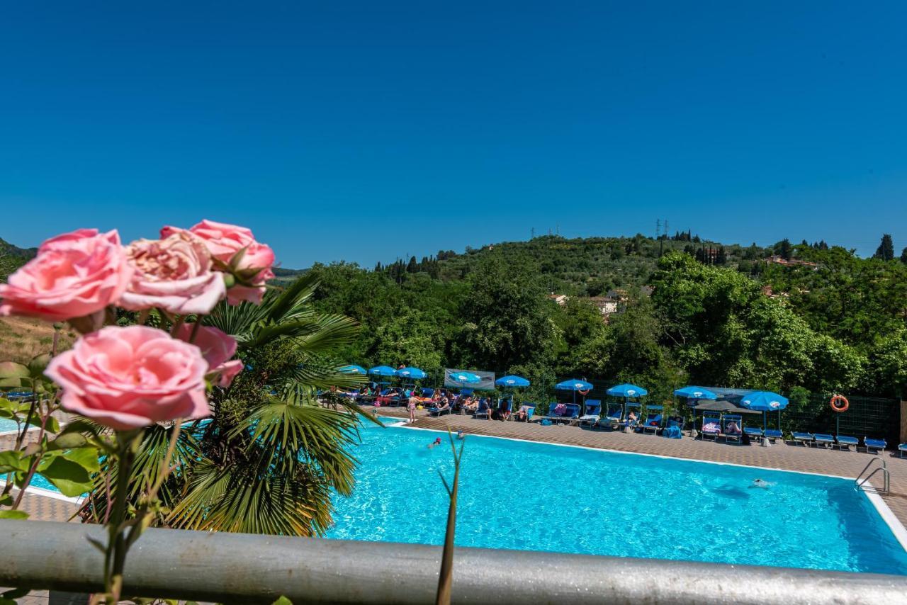 Camping Village Il Poggetto Troghi Exterior photo
